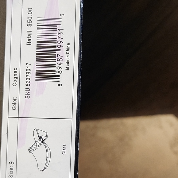 Tan clogs new - Picture 7 of 8